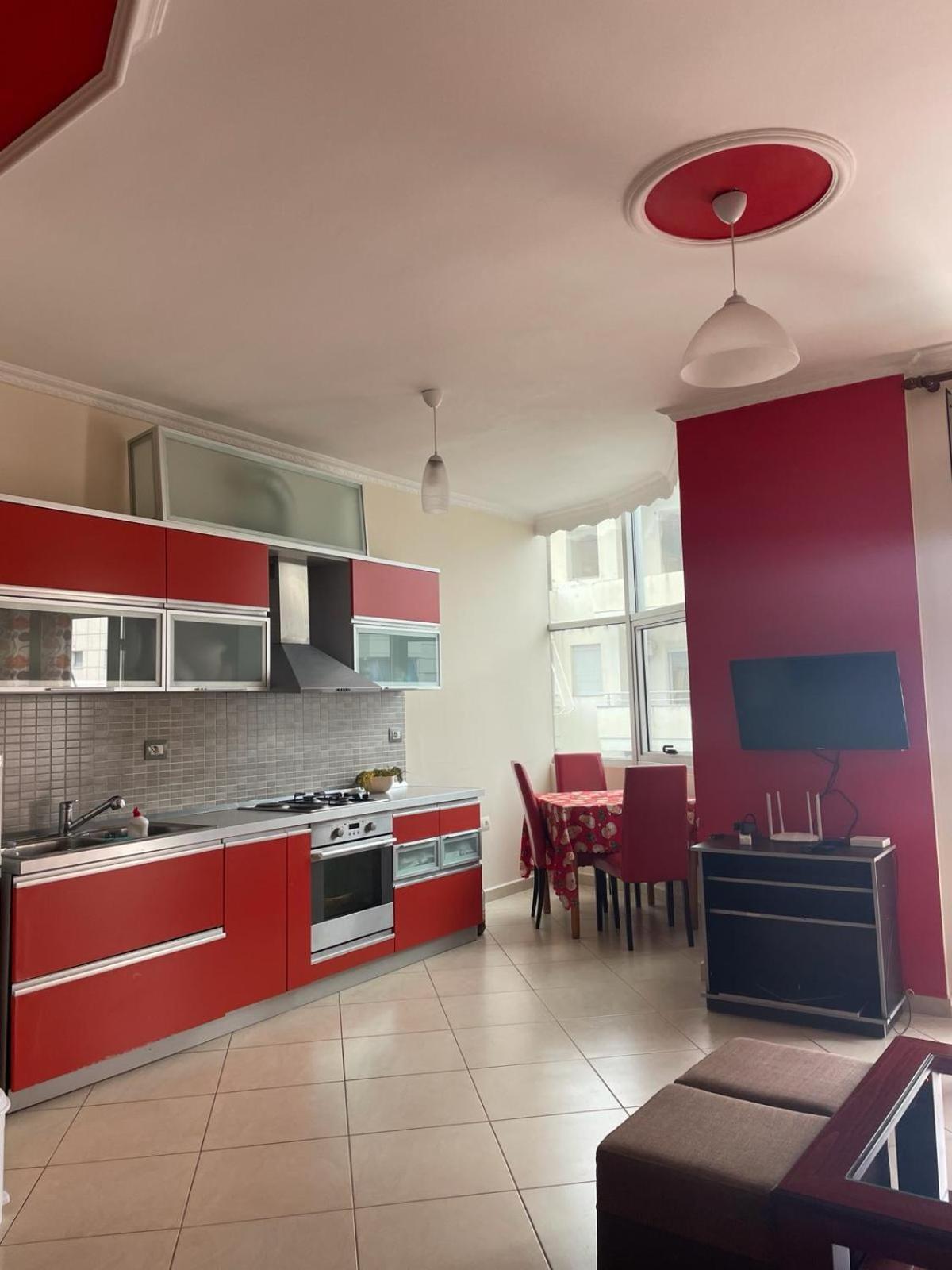 Flamingo1 * Vlorë